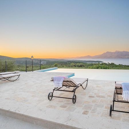 Olive Park House Brac Villa พอฟเลีย ภายนอก รูปภาพ