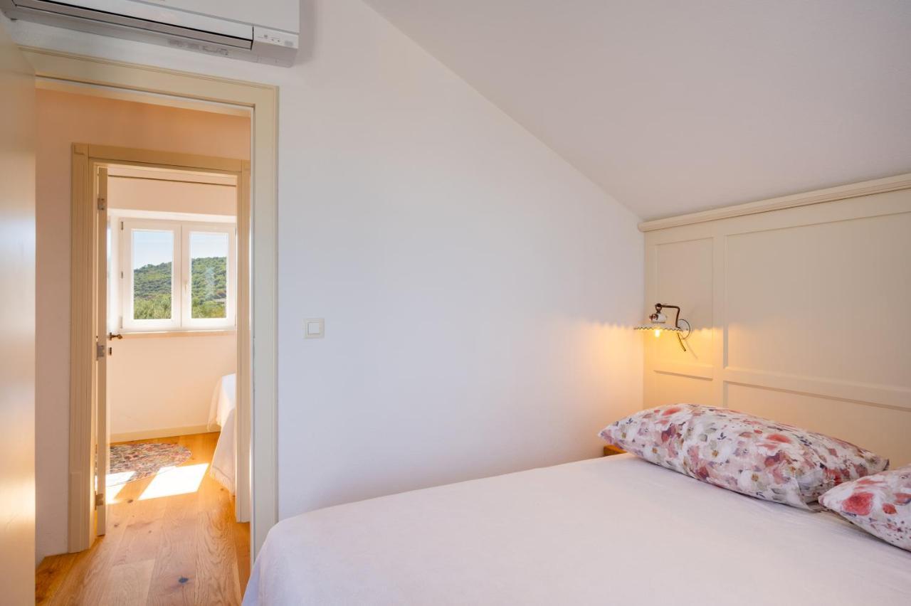 Olive Park House Brac Villa พอฟเลีย ภายนอก รูปภาพ