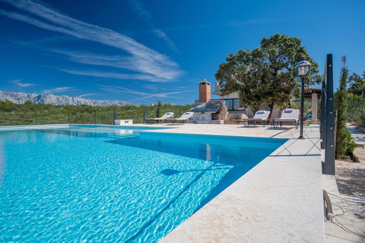 Olive Park House Brac Villa พอฟเลีย ภายนอก รูปภาพ
