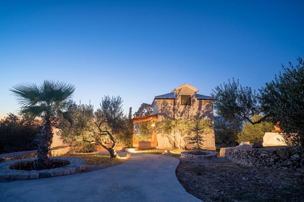 Olive Park House Brac Villa พอฟเลีย ภายนอก รูปภาพ