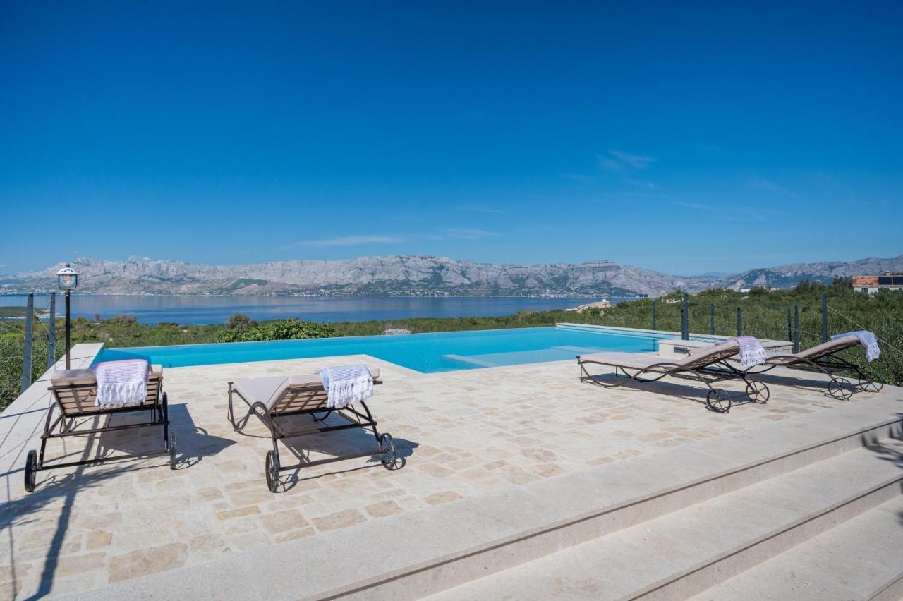 Olive Park House Brac Villa พอฟเลีย ภายนอก รูปภาพ